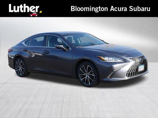 2024 Lexus ES 300h Luxury