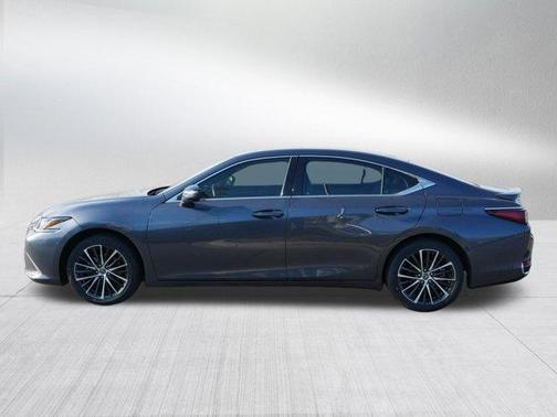 2024 Lexus ES 300h Luxury