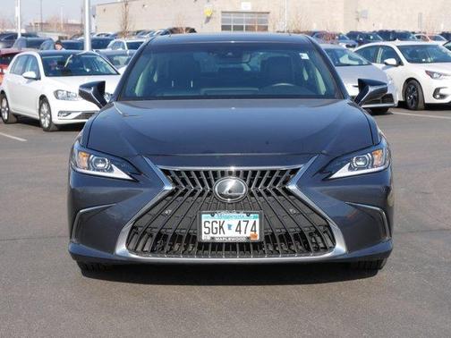 2024 Lexus ES 300h Luxury