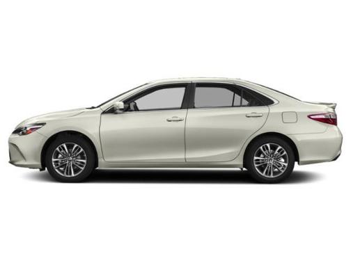 Blizzard Pearl 2015 Toyota Camry SE