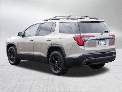 2022 GMC Acadia AT4
