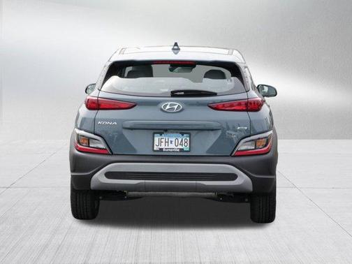 2022 Hyundai KONA SE