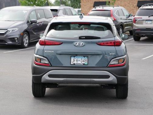 2022 Hyundai KONA SE