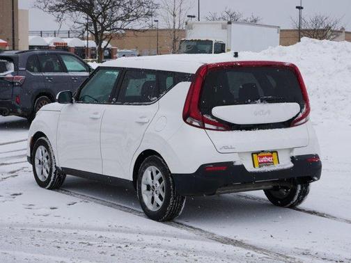2022 Kia Soul LX