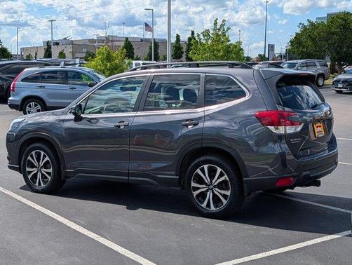 Magnetite Gray Metallic 2022 Subaru Forester Limited