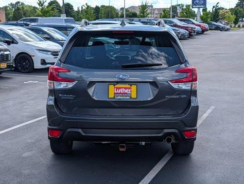 Magnetite Gray Metallic 2022 Subaru Forester Limited