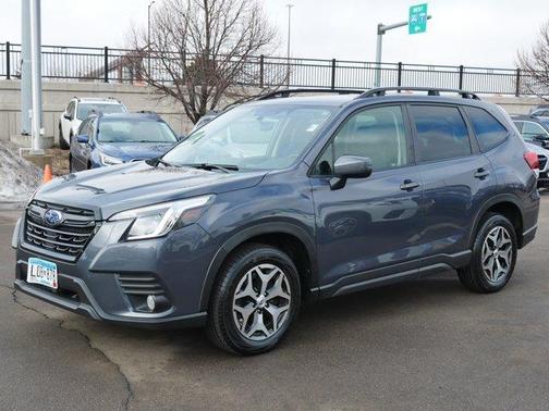2022 Subaru Forester Premium