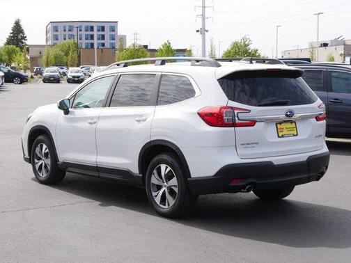 Crystal White Pearl 2025 Subaru Ascent Premium