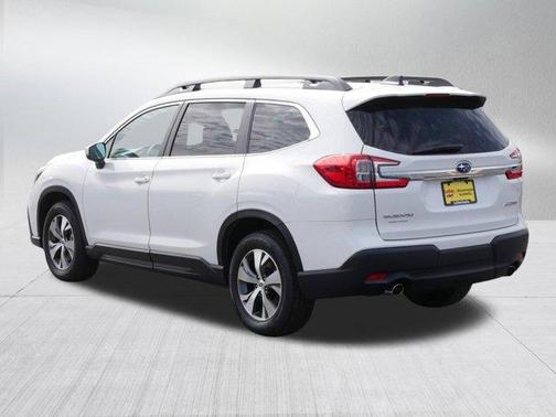 Crystal White Pearl 2025 Subaru Ascent Premium