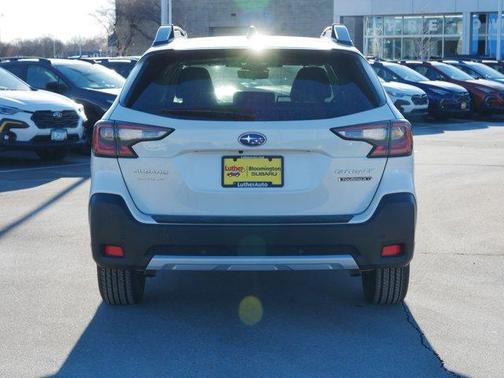 2023 Subaru Outback Touring XT