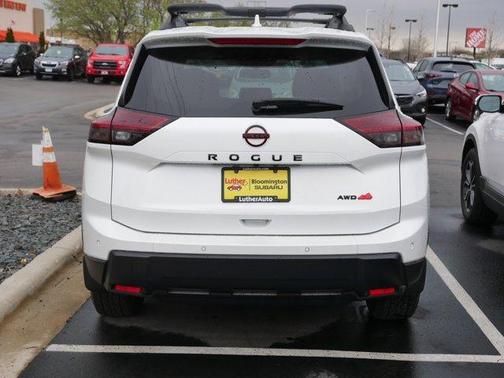 2025 Nissan Rogue Rock Creek