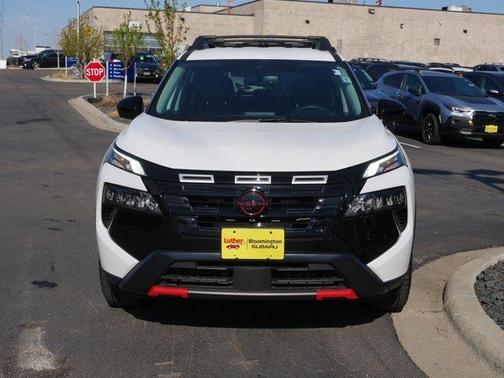 Everest White P 2025 Nissan Rogue Rock Creek