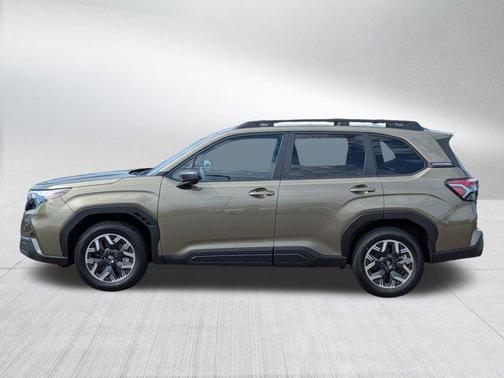 Autumn Green Metallic 2025 Subaru Forester Premium