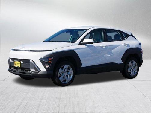 2024 Hyundai KONA SE