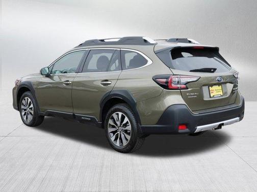 2025 Subaru Outback Touring XT