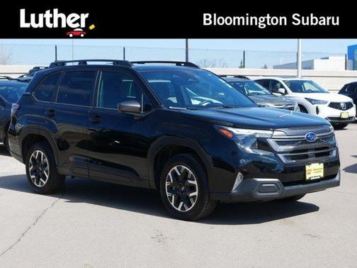 Crystal Black Silica 2025 Subaru Forester Premium