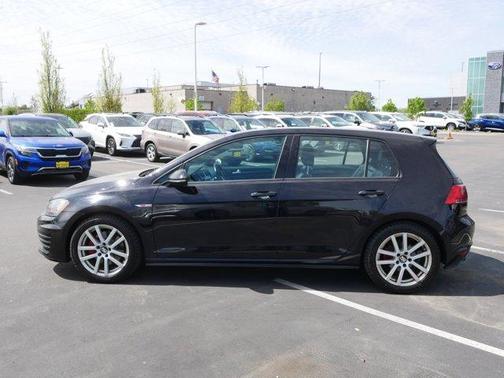 Deep Black Pearl 2015 Volkswagen Golf GTI S