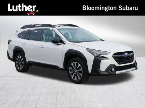 Crystal White Pearl 2023 Subaru Outback Limited XT