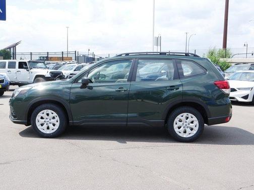 2022 Subaru Forester Base (CVT)