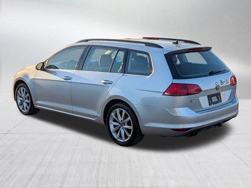 Reflex Silver Metallic 2016 Volkswagen Golf SportWagen TSI SE
