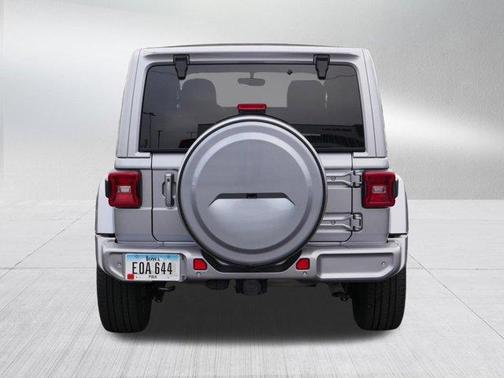 2021 Jeep Wrangler Unlimited Sahara Altitude