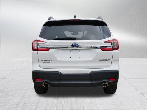 Crystal White Pearl 2025 Subaru Ascent Premium