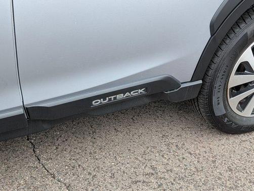 Ice Silver Metallic 2023 Subaru Outback Premium
