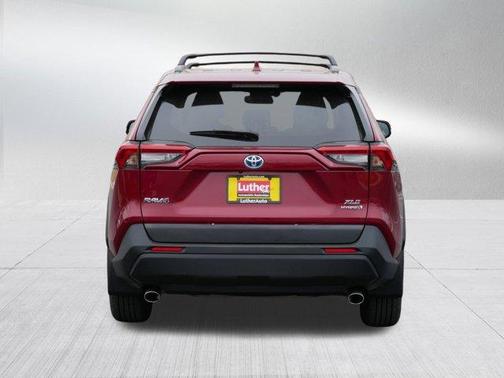 2022 Toyota RAV4 Hybrid XLE Premium