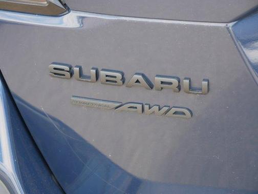 Cosmic Blue Pearl 2025 Subaru Outback Onyx Edition