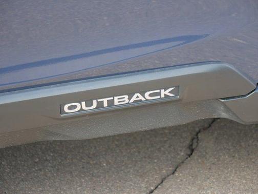 Cosmic Blue Pearl 2025 Subaru Outback Onyx Edition