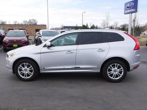 Bright Silver Metallic 2016 Volvo XC60 T5 Premier