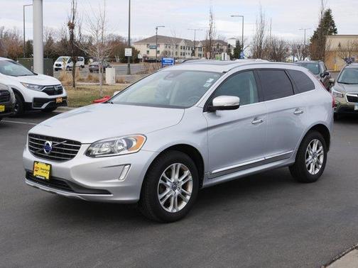 Bright Silver Metallic 2016 Volvo XC60 T5 Premier