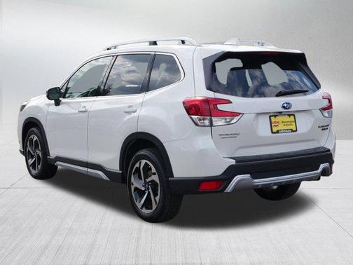 2023 Subaru Forester 2.5i Touring