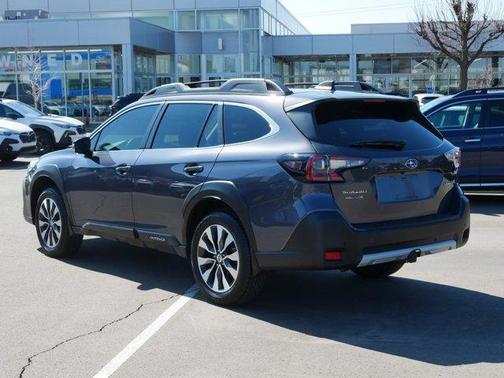 Magnetite Gray Metallic 2024 Subaru Outback Limited