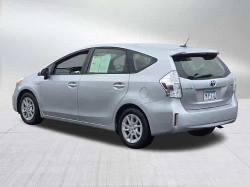 2013 Toyota Prius v Three