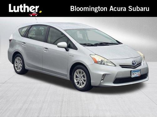 2013 Toyota Prius v Three