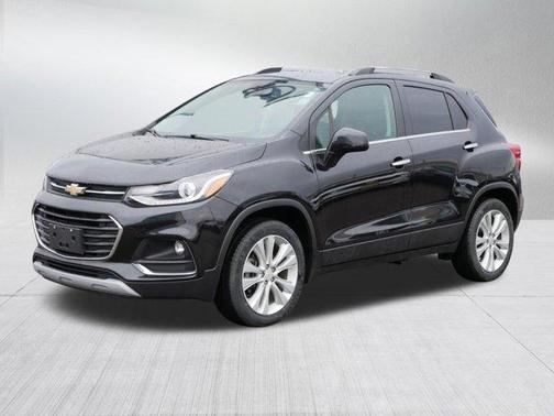 Mosaic Black Metallic 2020 Chevrolet Trax Premier