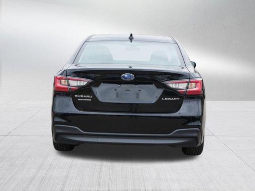 Crystal Black Silica 2025 Subaru Legacy Premium