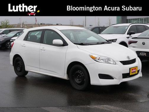 Super White 2011 Toyota Matrix Base