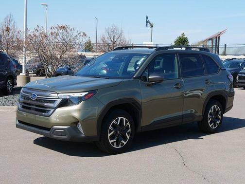 Autumn Green Metallic 2025 Subaru Forester Premium