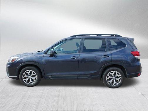 Dark Gray Metallic 2019 Subaru Forester Premium