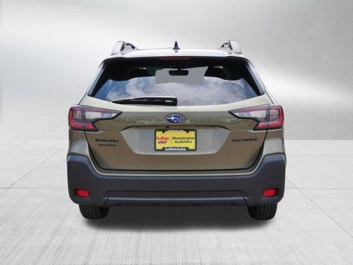 Autumn Green Metallic 2025 Subaru Outback Onyx Edition