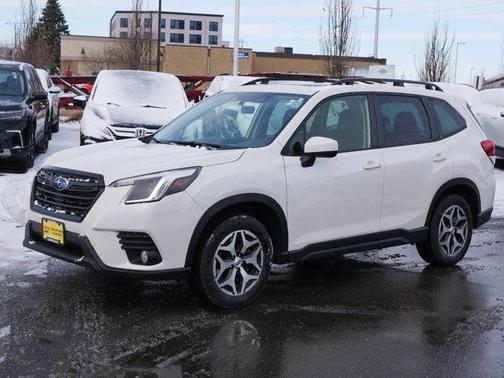 2023 Subaru Forester Premium