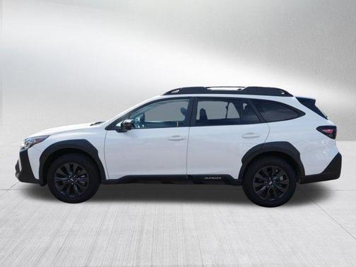 Crystal White Pearl 2025 Subaru Outback Onyx Edition