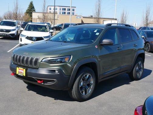 Olive Green Pearlcoat 2020 Jeep Cherokee Trailhawk
