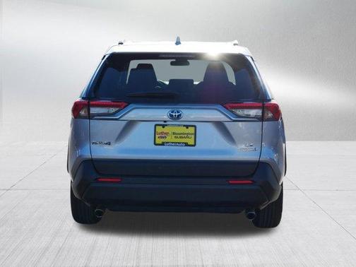 2022 Toyota RAV4 Hybrid LE