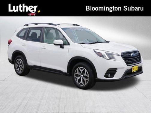 Crystal White Pearl 2023 Subaru Forester Premium