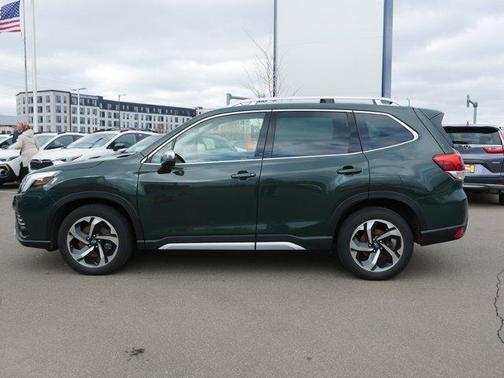 Cascade Green Silica 2023 Subaru Forester Touring