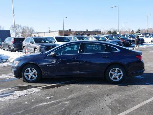 2016 Chevrolet Malibu LS