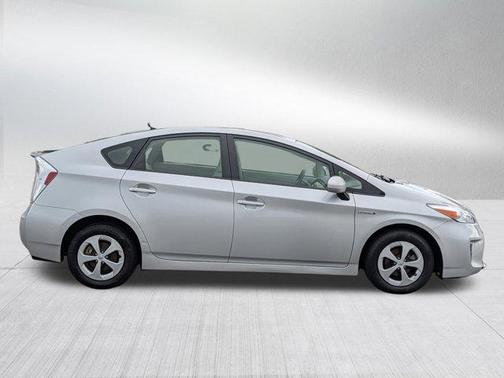 Classic Silver Metallic 2014 Toyota Prius Two